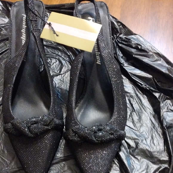 Stylish Black Glitter Slingback Heels - Picture 1 of 6